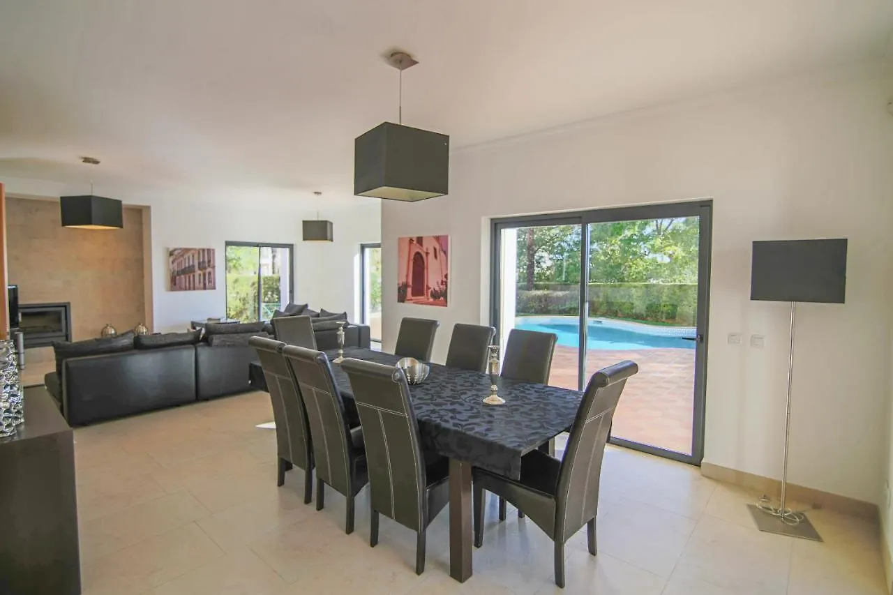 802 Villa Minamar Lagos