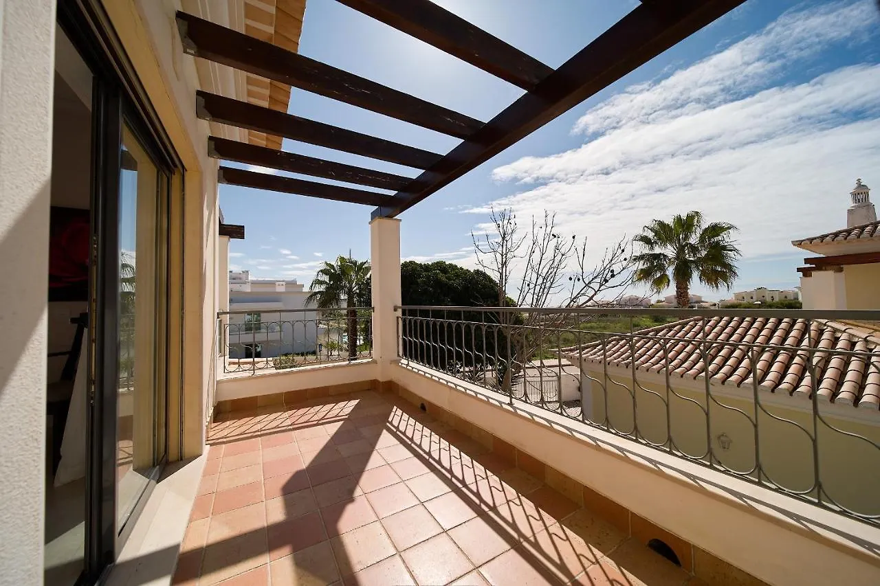 802 Villa Minamar Lagos