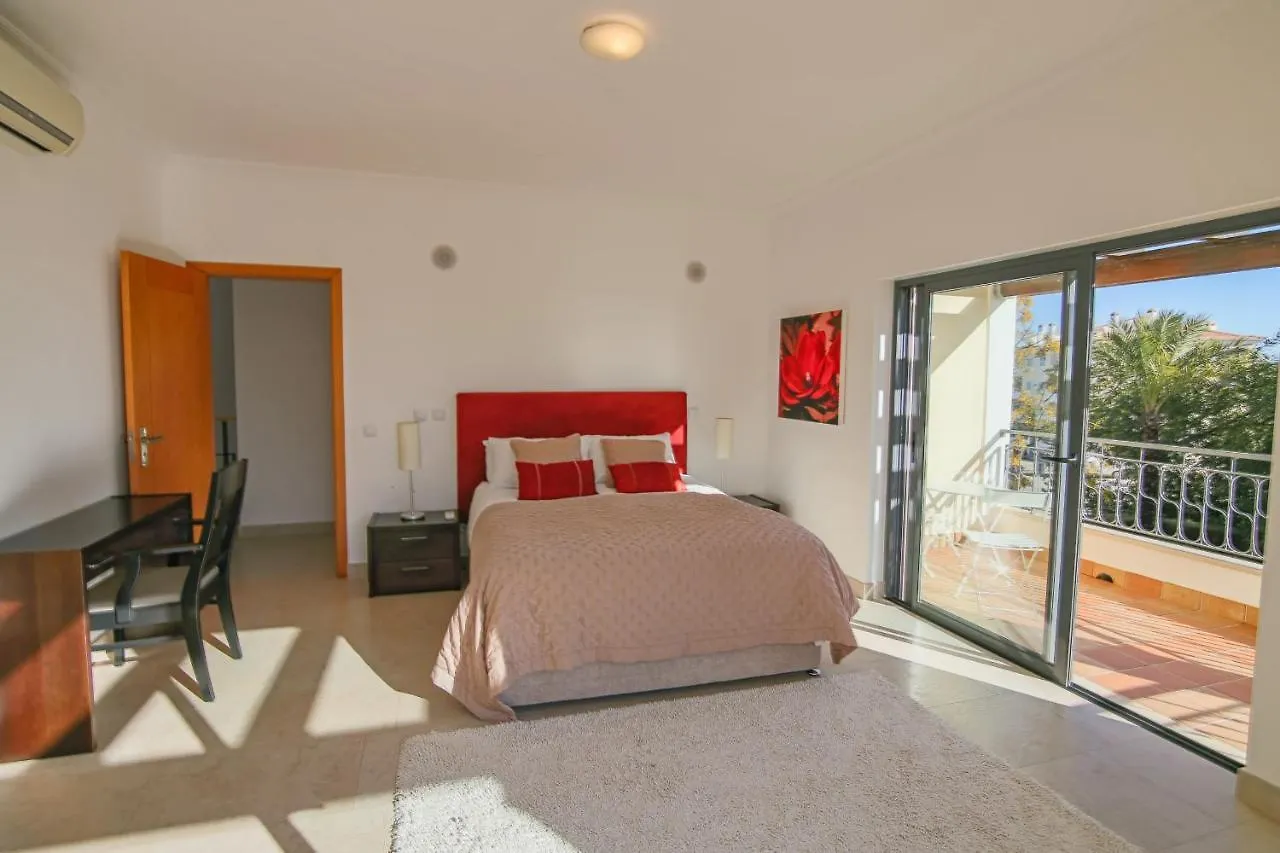 802 Villa Minamar Lagos