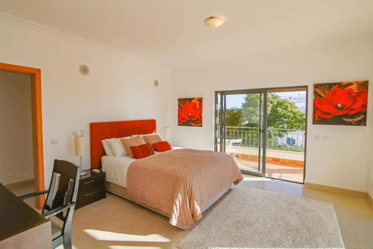 802 Villa Minamar Lagos