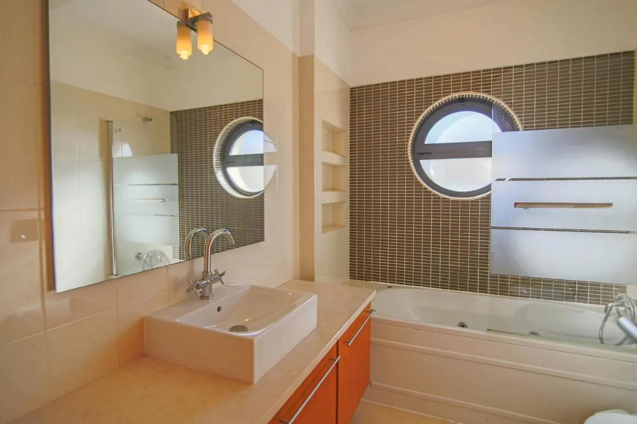 802 Villa Minamar Lagos