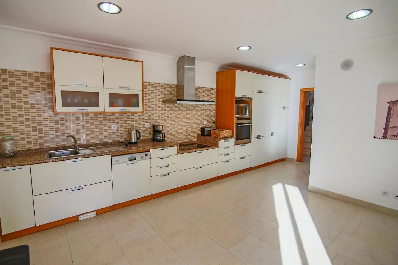802 Villa Minamar Lagos